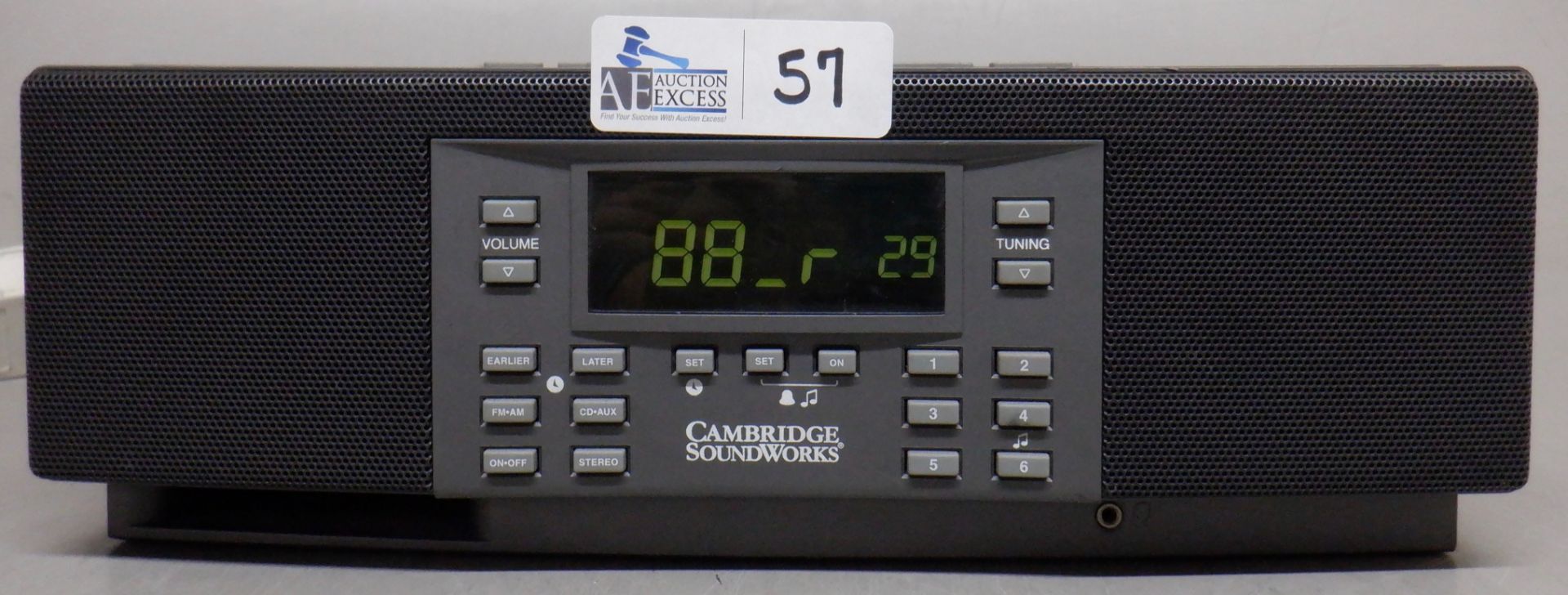 CAMBRIDGE SOUNDWORKS RADIO MODELOL 88CD