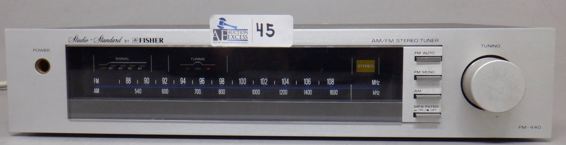 FISHER FM-440 AM/FM STEREO TUNER