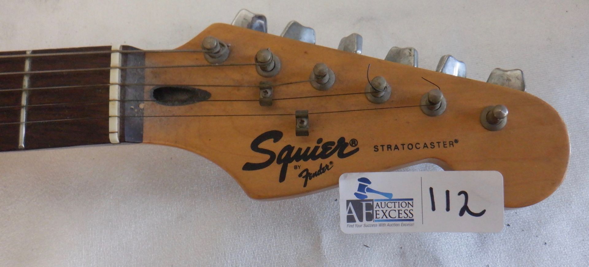 FENDER SQUIER STRATOCASTER MADE IN KOREA - Image 4 of 7