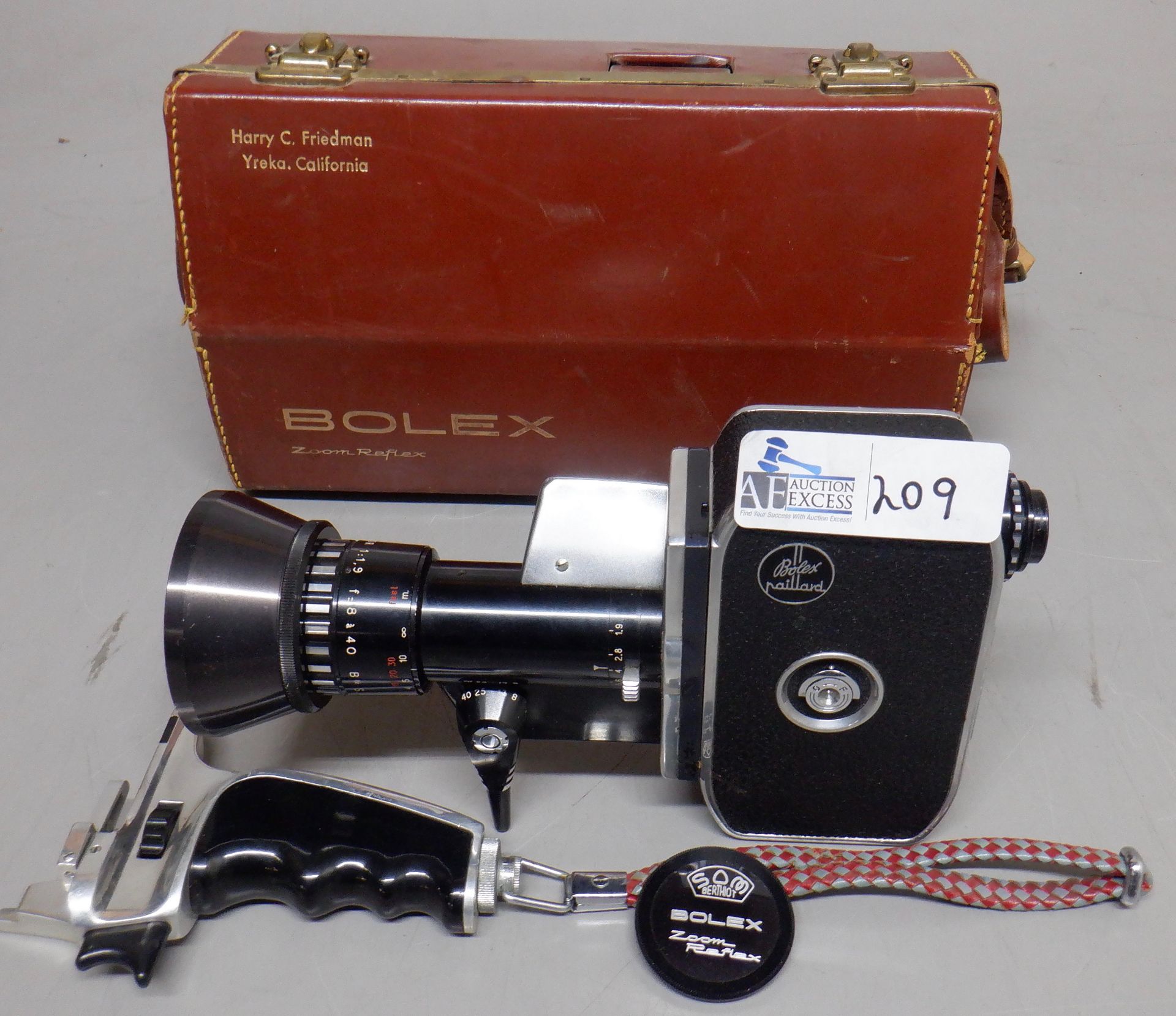 ANTIQUE BOLEX P1 ZOOM REFLEX MOVIE CAMERA