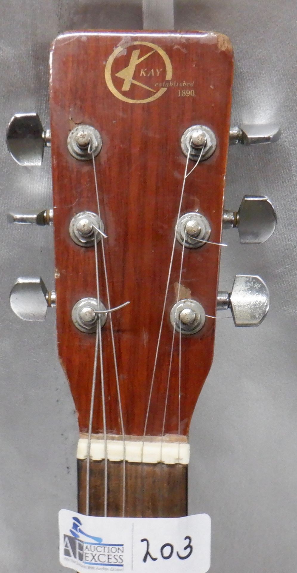 KAY 505 GUITAR WITH CASE - Image 4 of 7