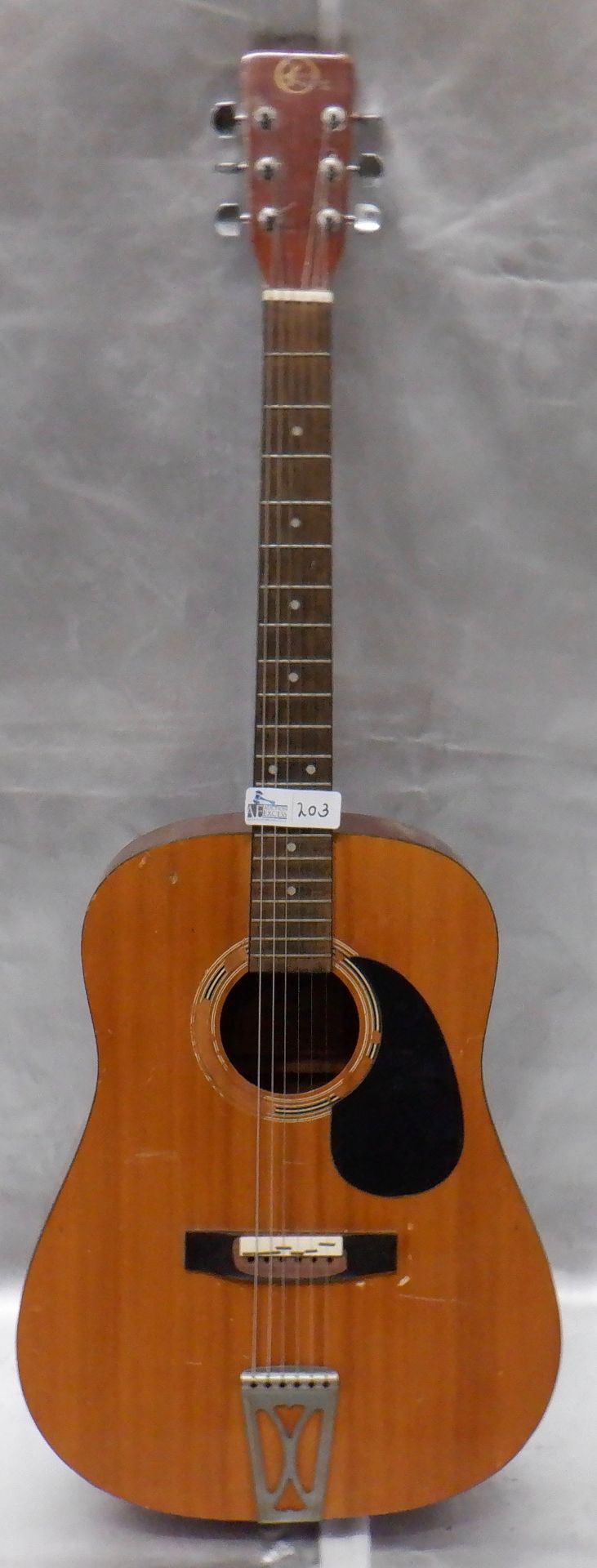 KAY 505 GUITAR WITH CASE - Image 2 of 7