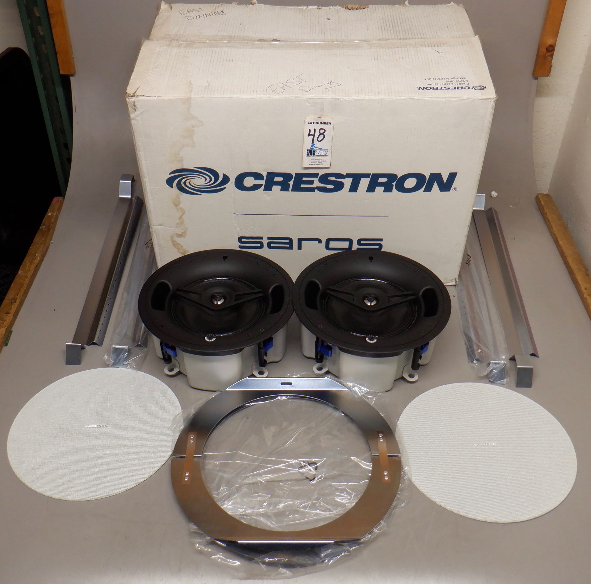CRESTRON IC8L-PT SPEAKERS IN ORIGINAL BOX