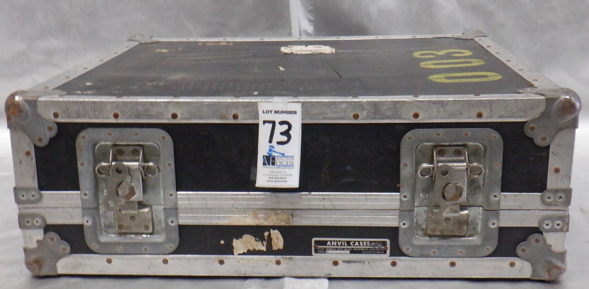 ROAD CASE WITH CONTENTS - Image 2 of 3