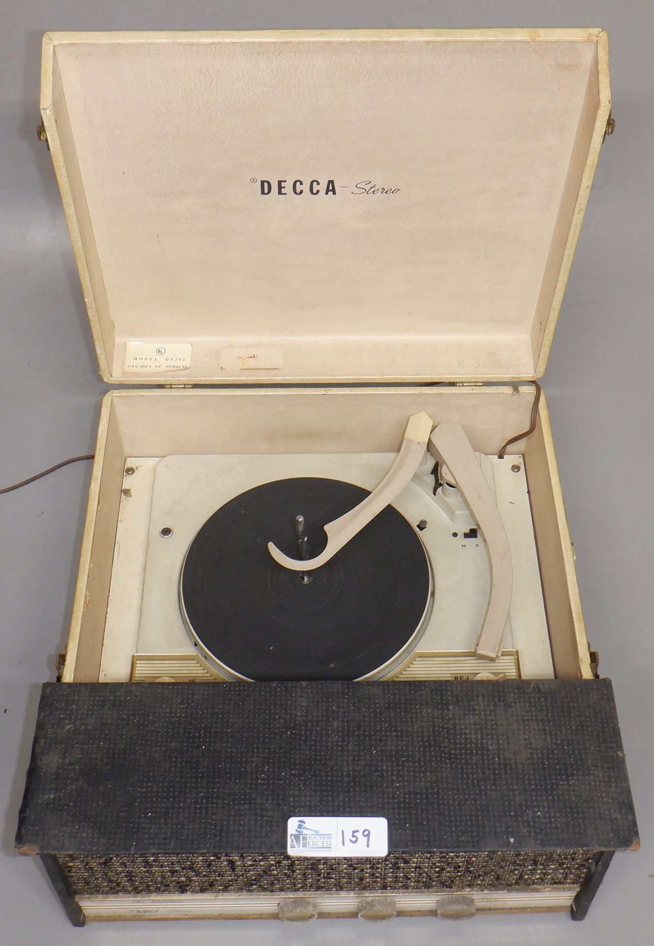 DECCA DP-293 "THE BENTON" PORTABLE RECORD PLAYER - Image 2 of 4