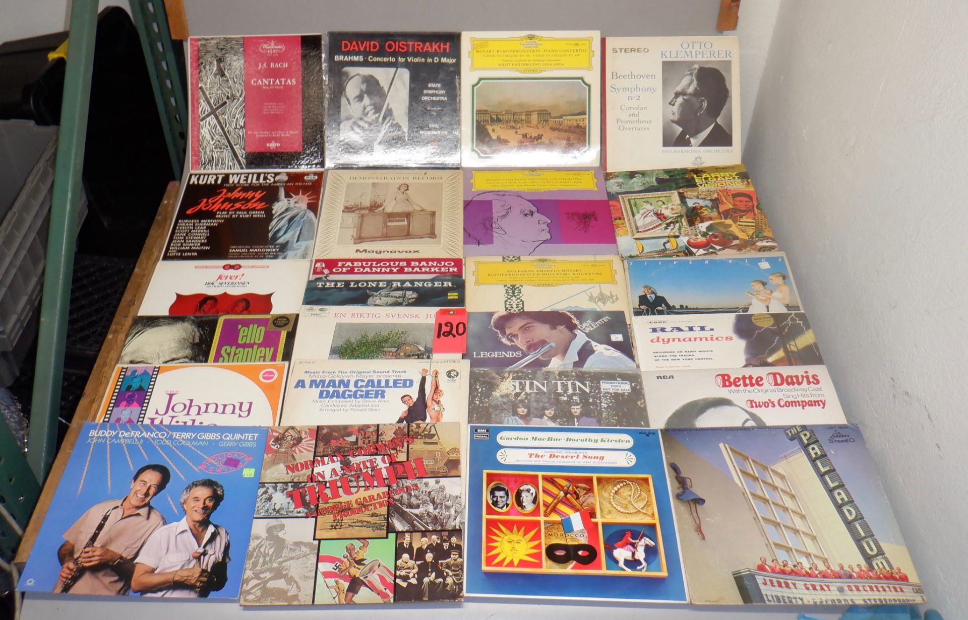 BOX LPS APPX 100 PIECES