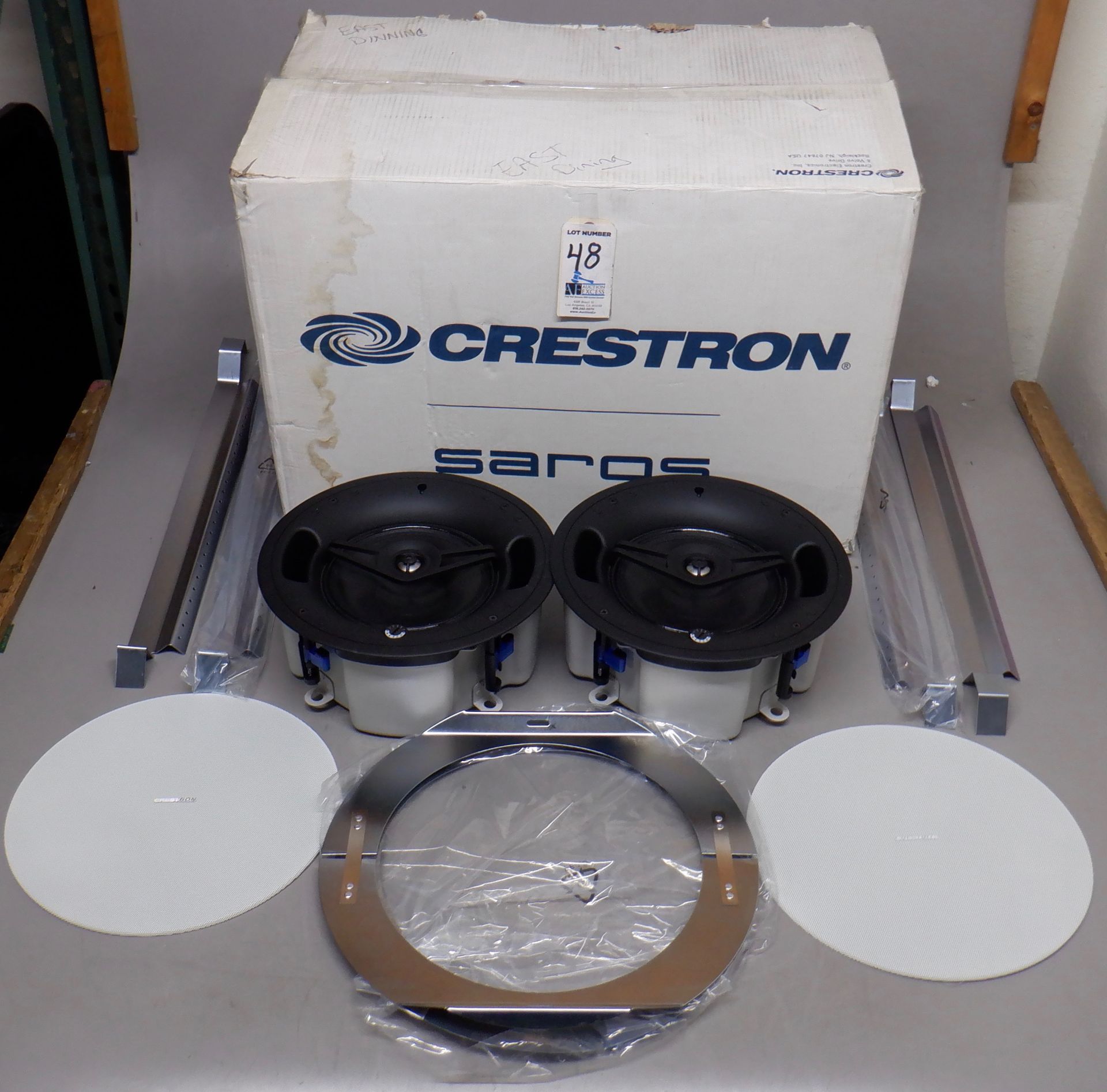 CRESTRON IC8L-PT SPEAKERS IN ORIGINAL BOX - Image 2 of 4