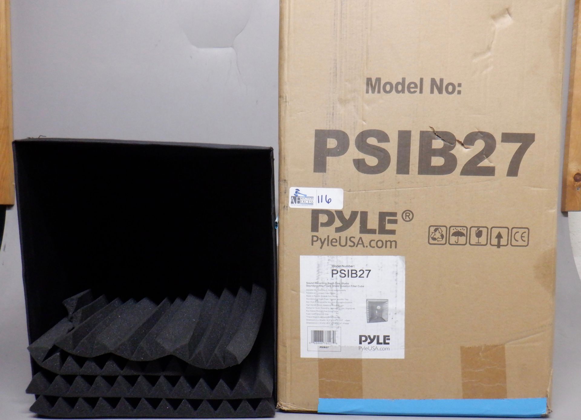 PYLE SOUND RECORDING BOOTH BOX PSIB27 IN ORIGINAL BOX