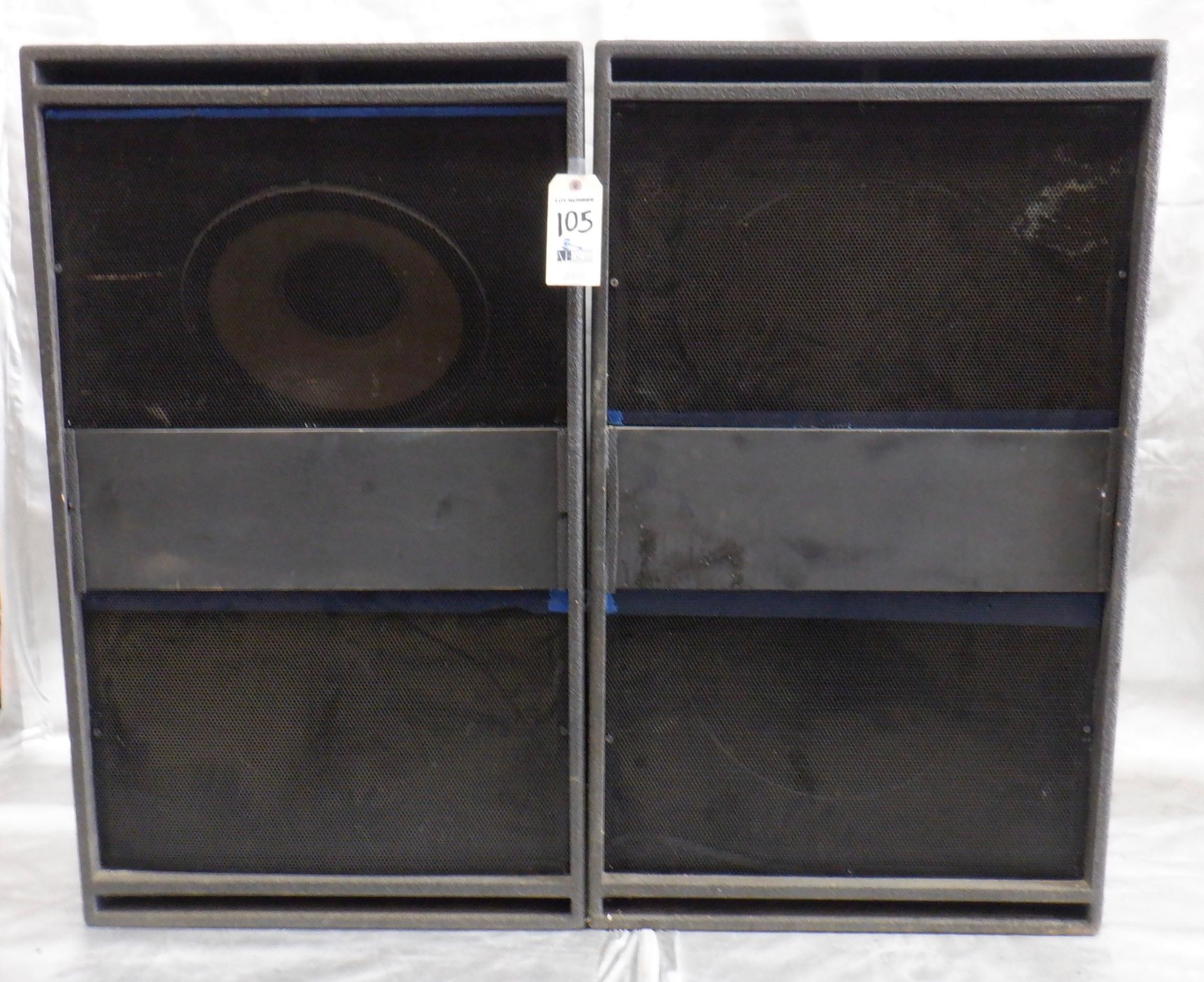LOT OF 2 ACOUSTIC 2X15" ROLLING BASS CABINETS - Image 2 of 5