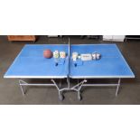 KETTLER OUTDOOR ALUMINUM PING PONG TABLE WITH BALLS