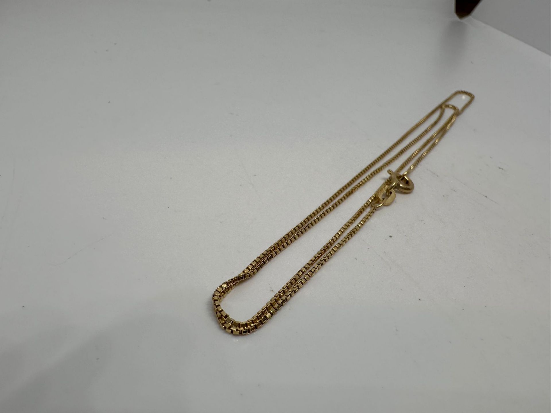 9ct gold box chain - Image 2 of 2