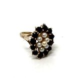 9ct gold garnet and Pearl ring