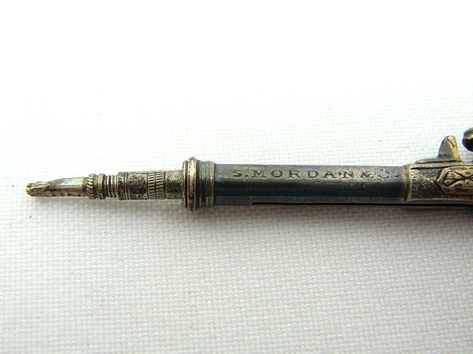 Sampson Mordan Silver propelling pencil - Image 4 of 4
