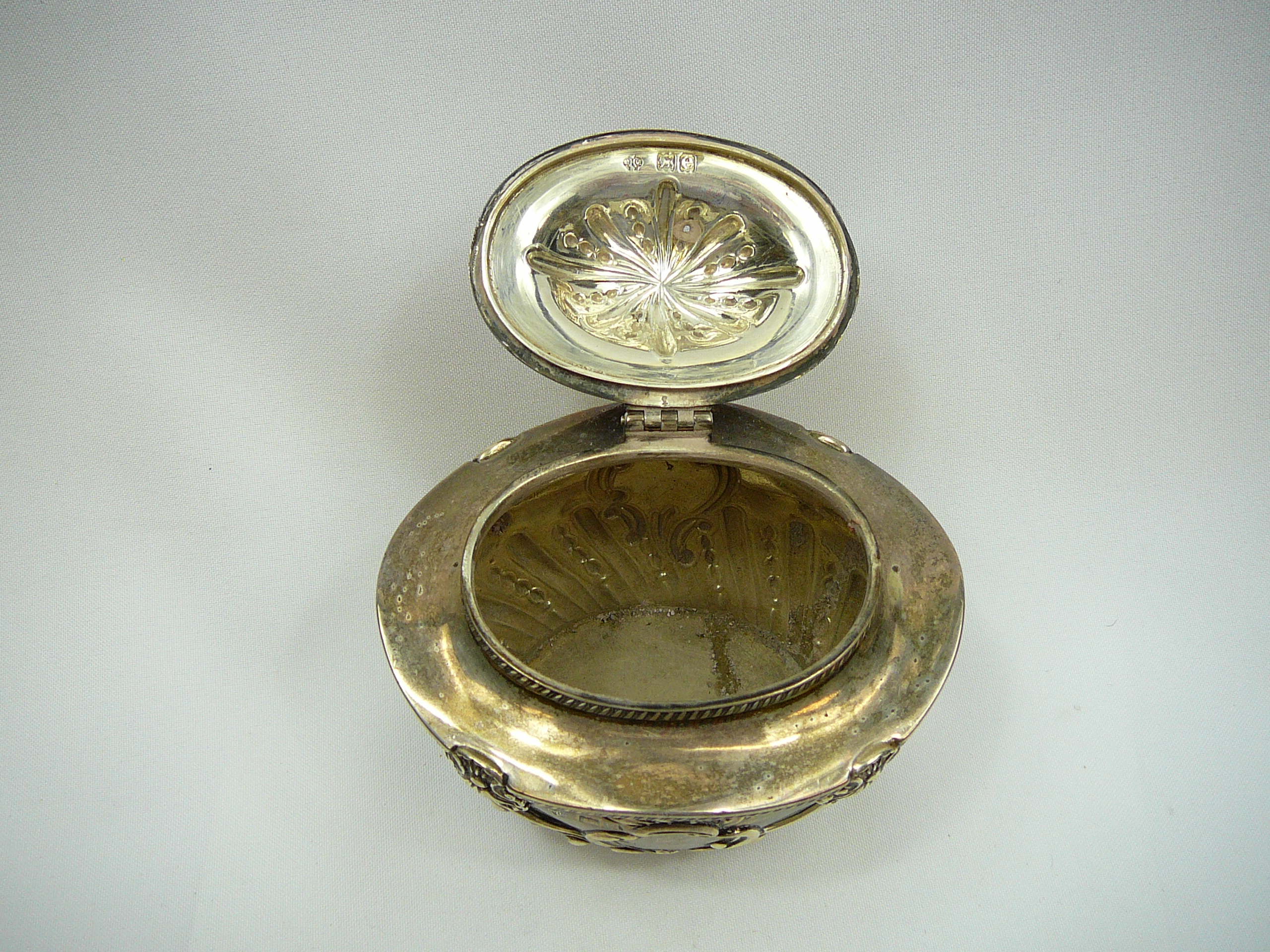 Silver tea caddy - Image 6 of 7