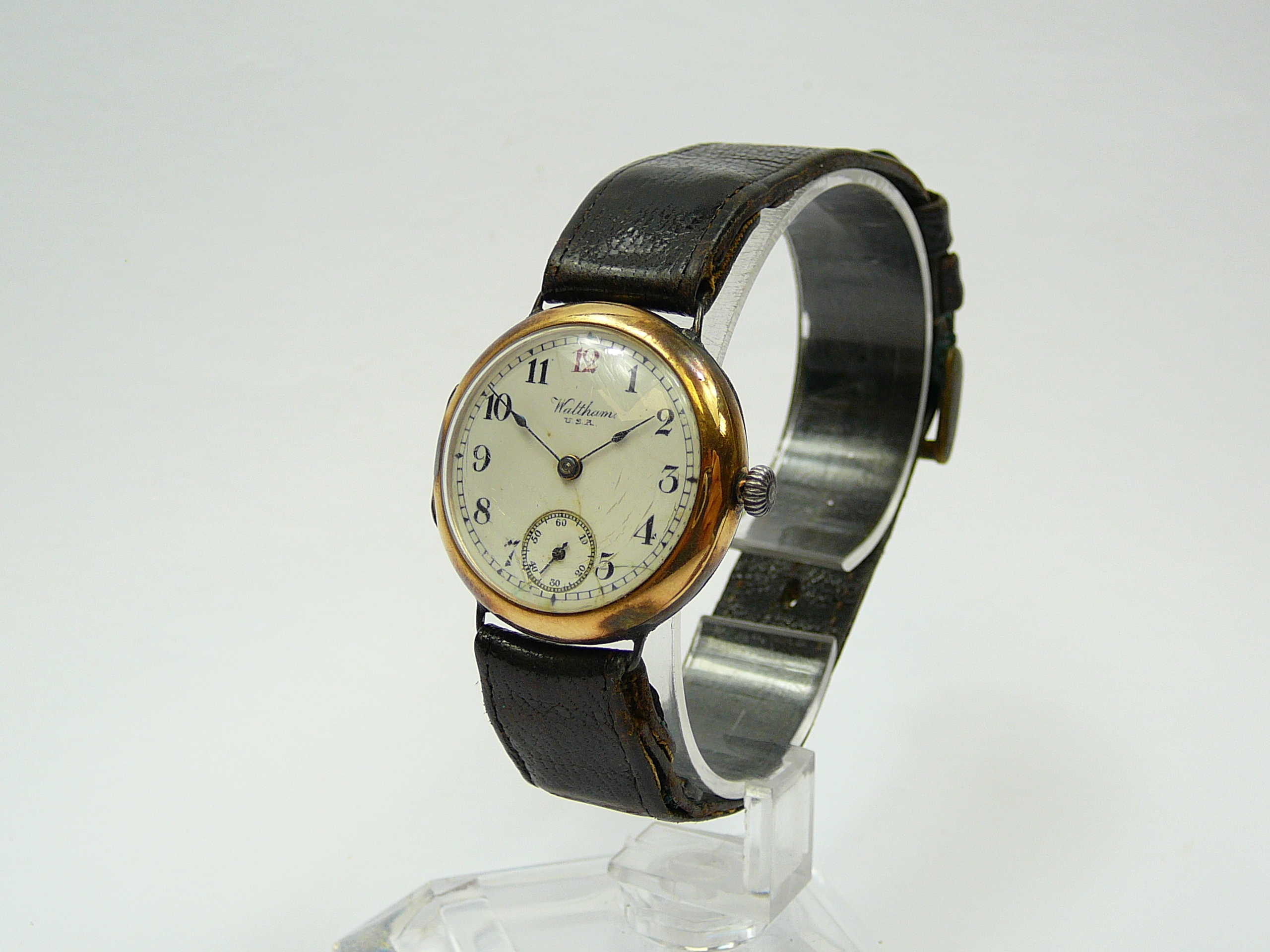 Gents Vintage gold Waltham wristwatch