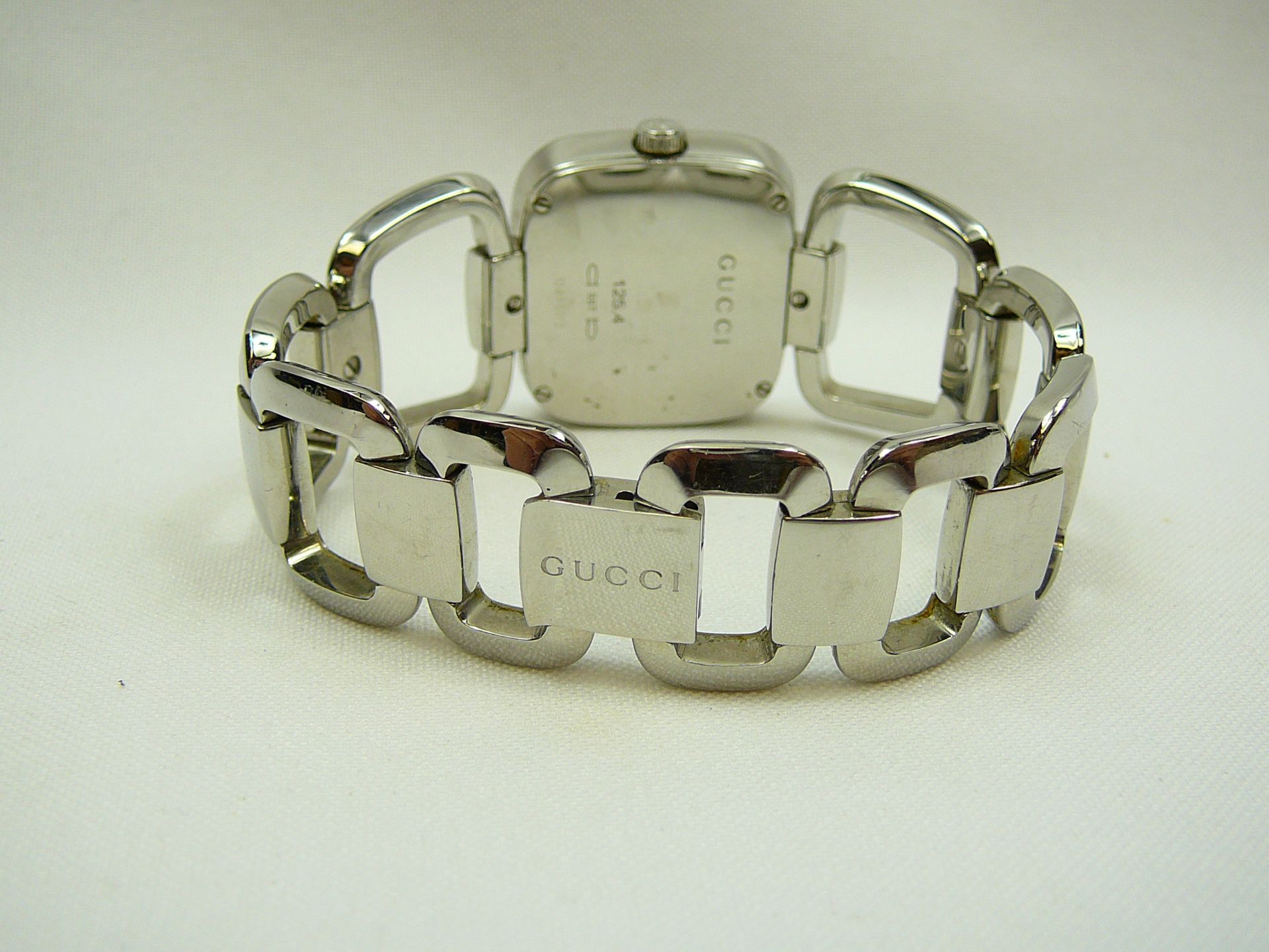 Ladies Gucci Wristwatch - Image 3 of 3