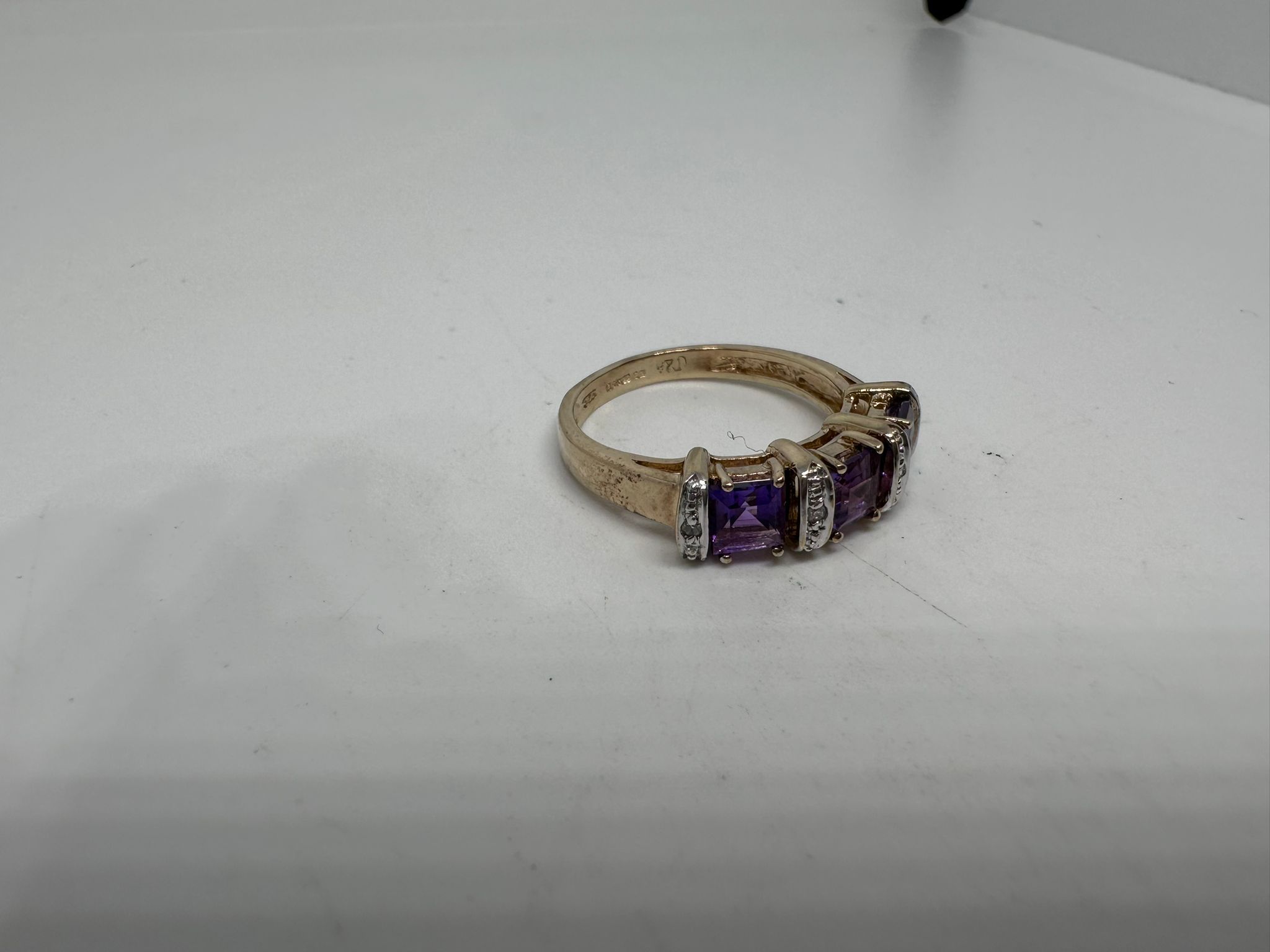 9ct amethyst and diamond ring - Image 3 of 3