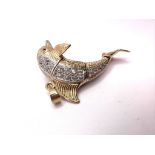 9ct gold dolphin pendant