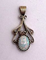 9ct synthetic opal pendant