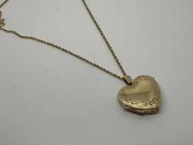 9ct gold locket pendant and chain