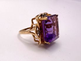 14ct gold amethyst and diamond ring