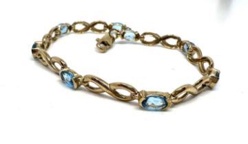9ct gold blue topaz bracelet