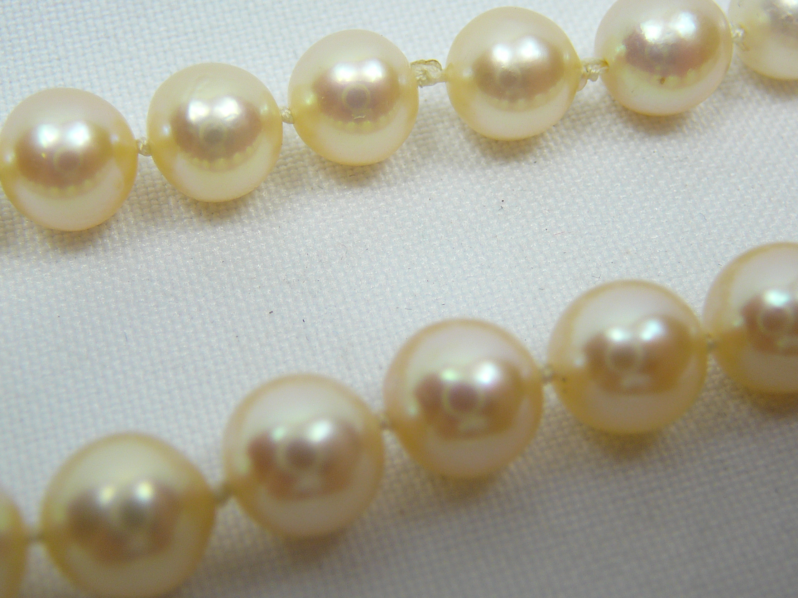 18ct diamond pearl necklace - Image 2 of 4