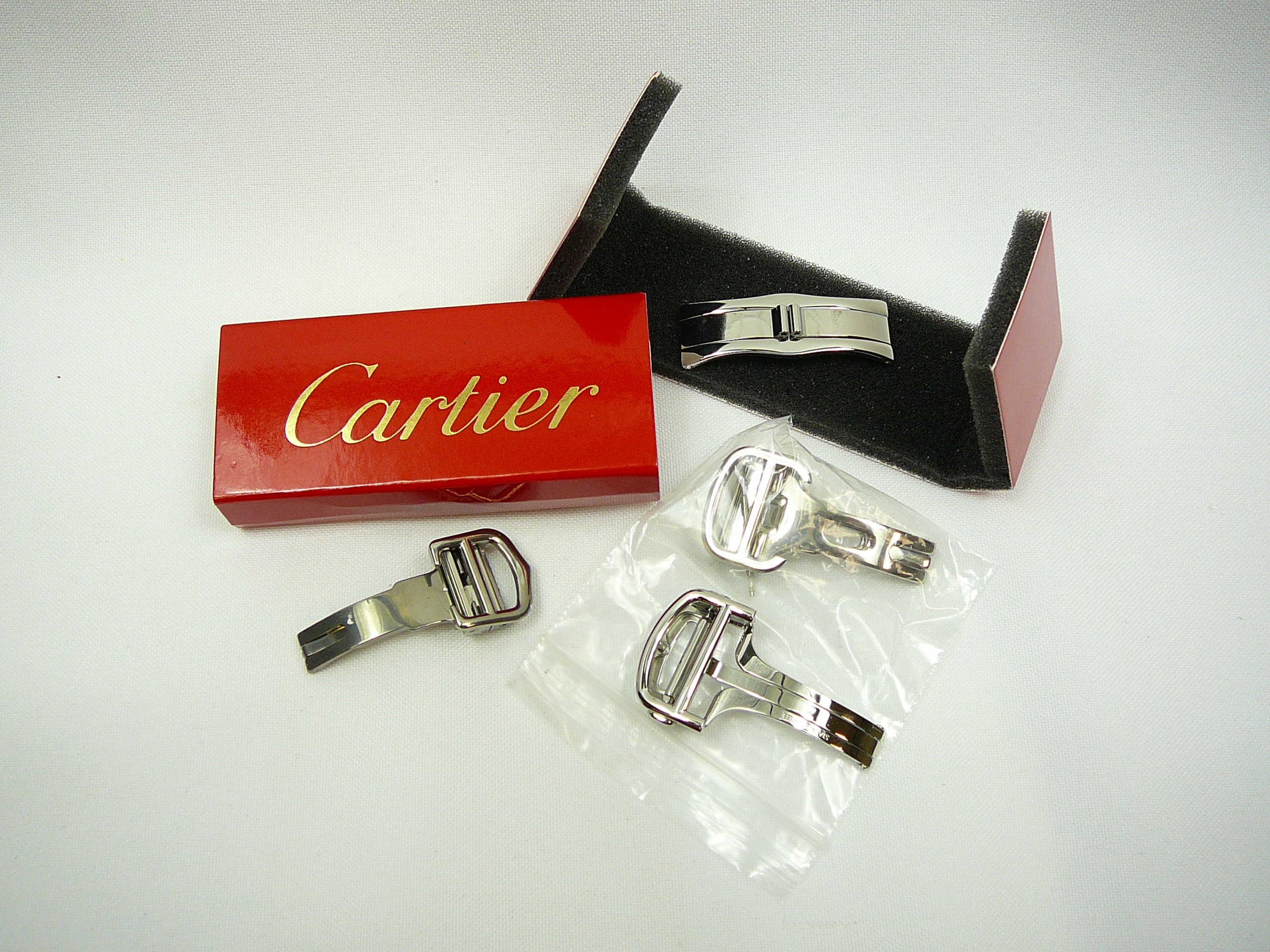 Cartier deployment clasps