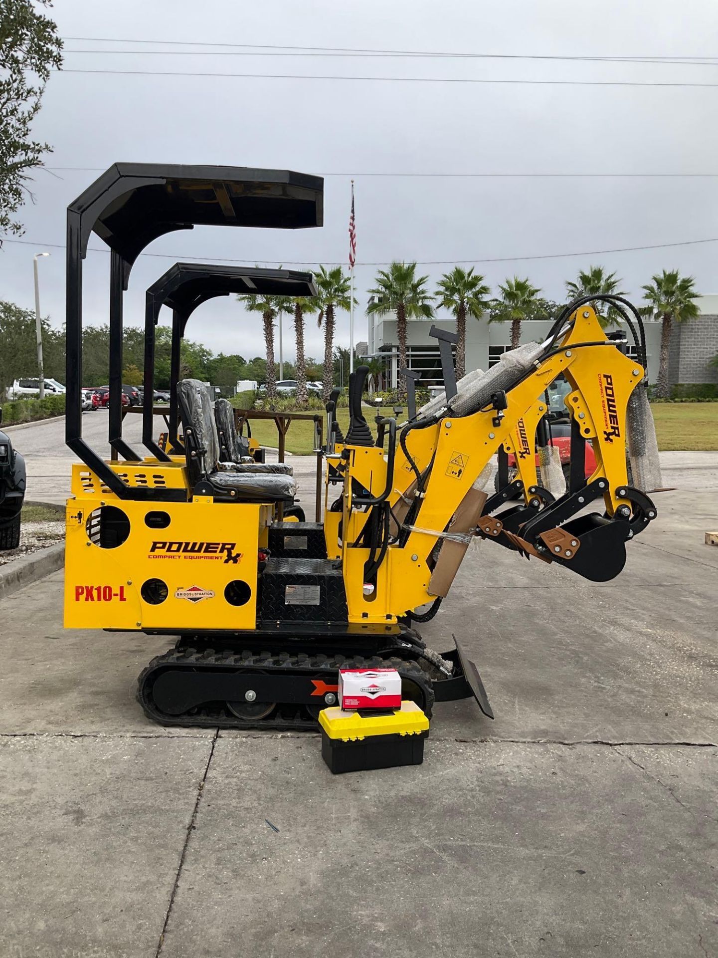 UNUSED 2023 POWER X HYDRAULIC CRAWLER EXCAVATOR MODEL PX10-L , GAS POWERED, RUBBER TRACKS, BUCKET... - Image 2 of 12