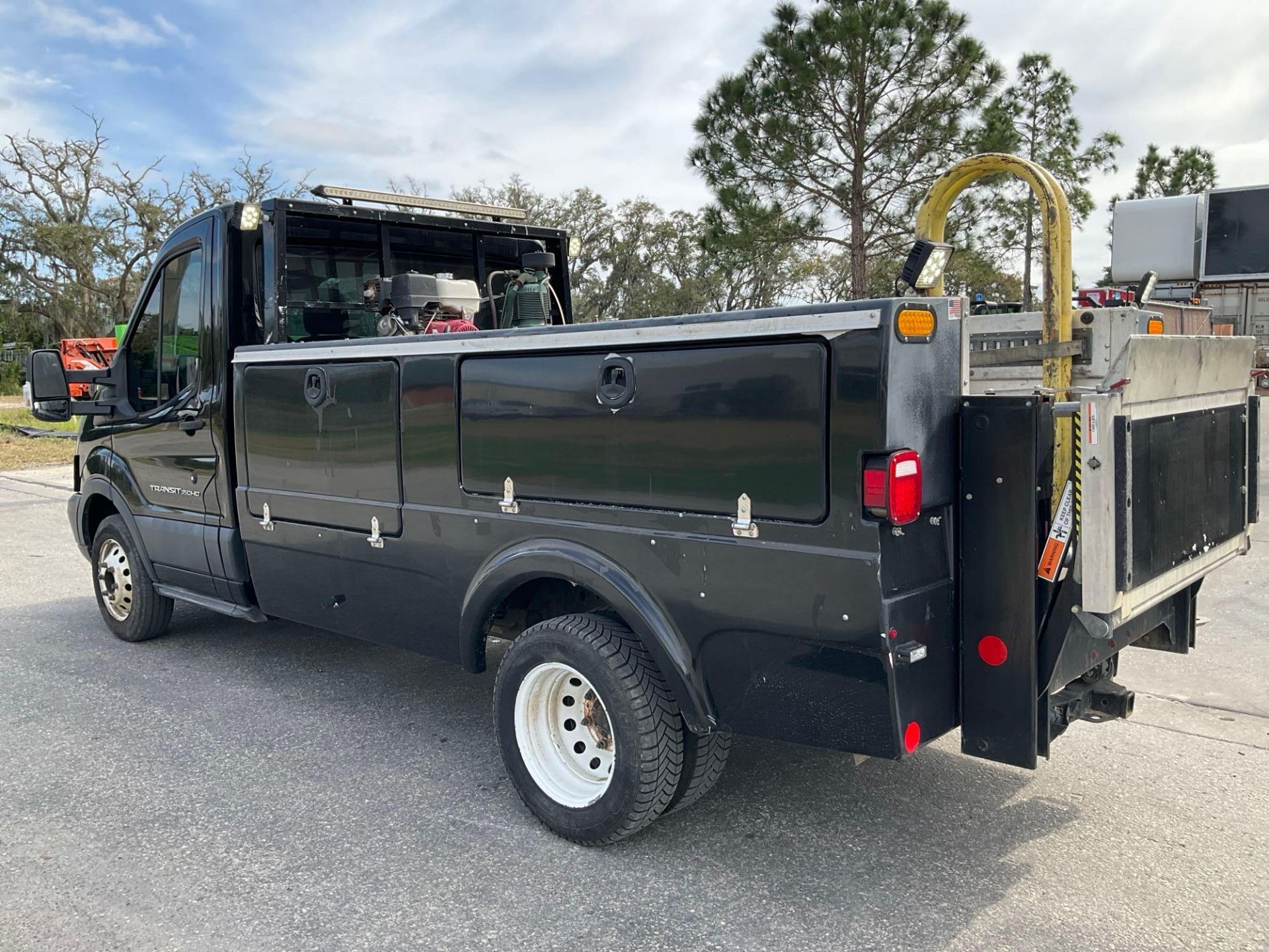 2017 FORD TRANSIT T-350 HD DRW UTILITY TRUCK , GAS POWERED AUTOMATIC, APPROX GVWR 9950LBS, STELLA... - Image 14 of 35