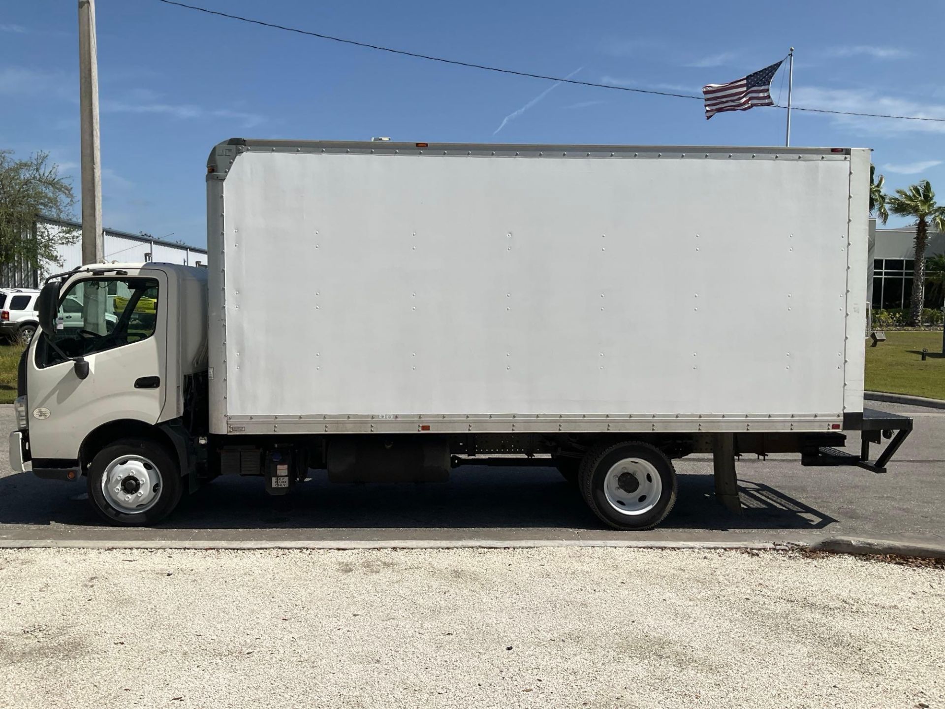 2017 HINO 740 BOX TRUCK, DIESEL , APPROX GVWR 17,950 LBS, BOX BODY APPROX 18FT, ETRACKS, BACK UP ... - Image 2 of 29