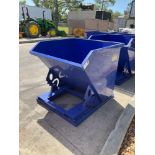 ( 1 ) UNUSED 1CU YARD SELF DUMPING HOPPER WITH FORK POCKETS