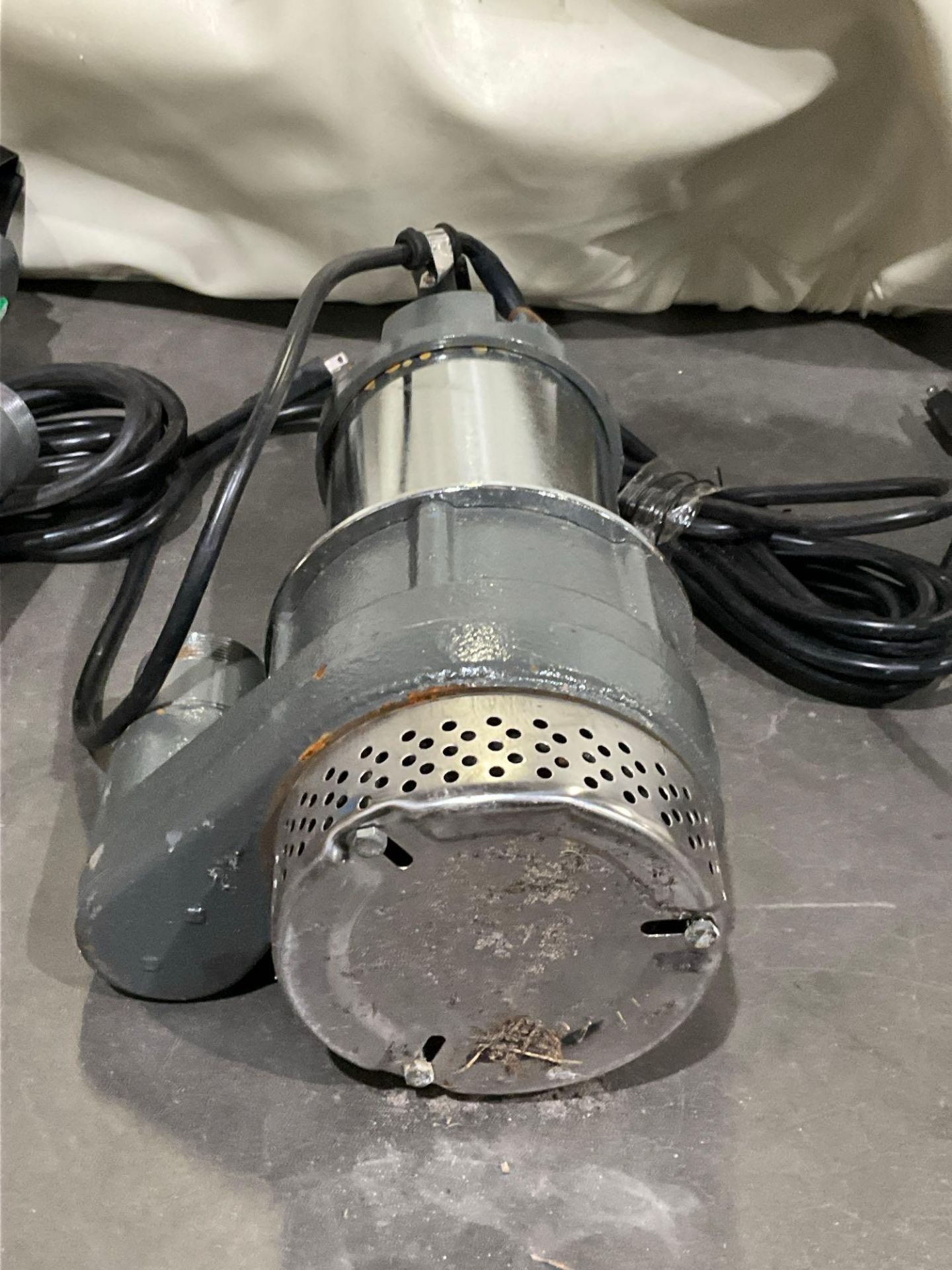 UNUSED 2" SUBMERSIBLE MUSTANG PUMP MP4800 - Image 4 of 4