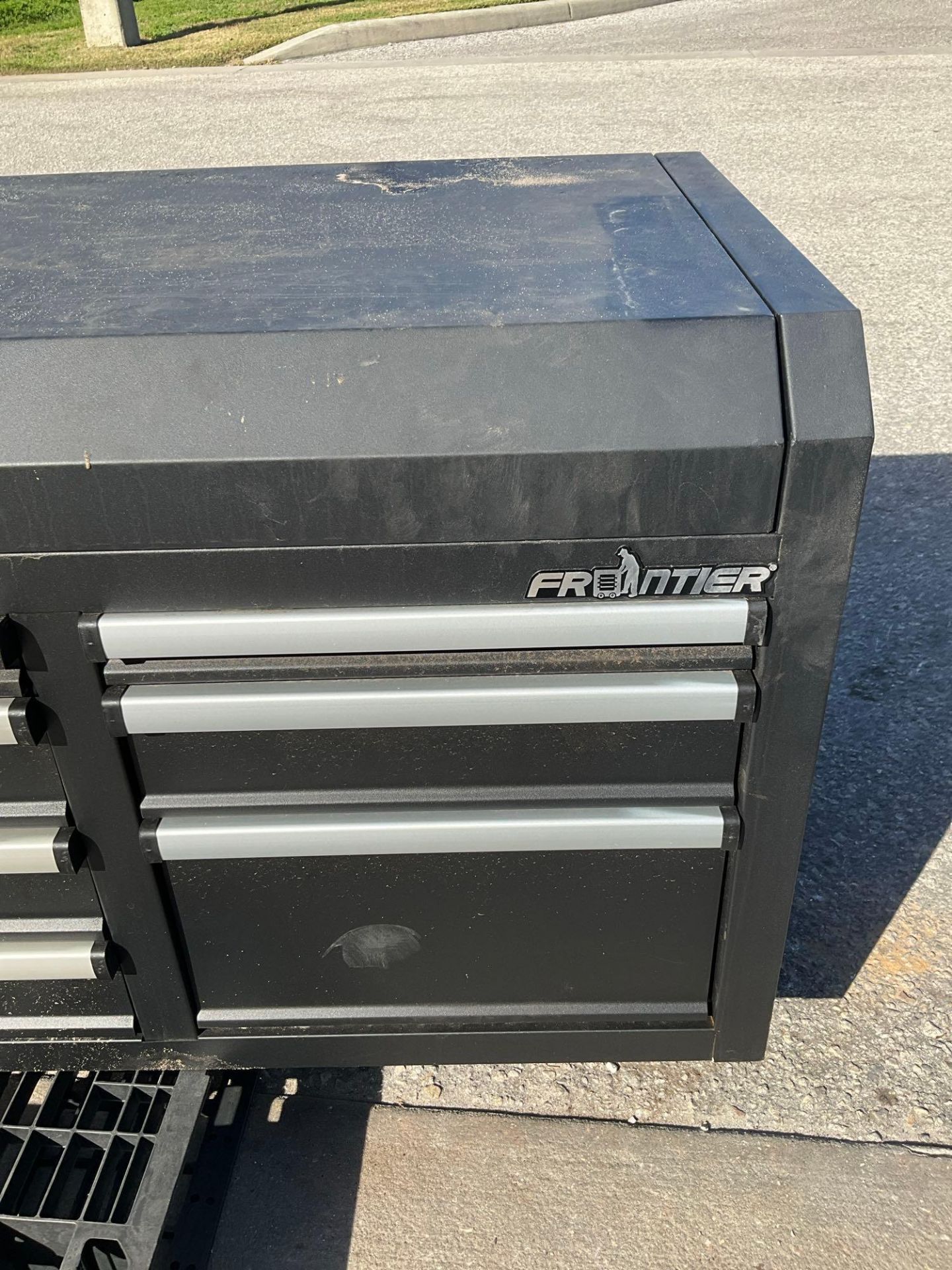 FRONTIER TOOL BOX, APPROX 10 DRAWERS, APPROX 72€ L X 23€ W X 23€ H - Bild 4 aus 7