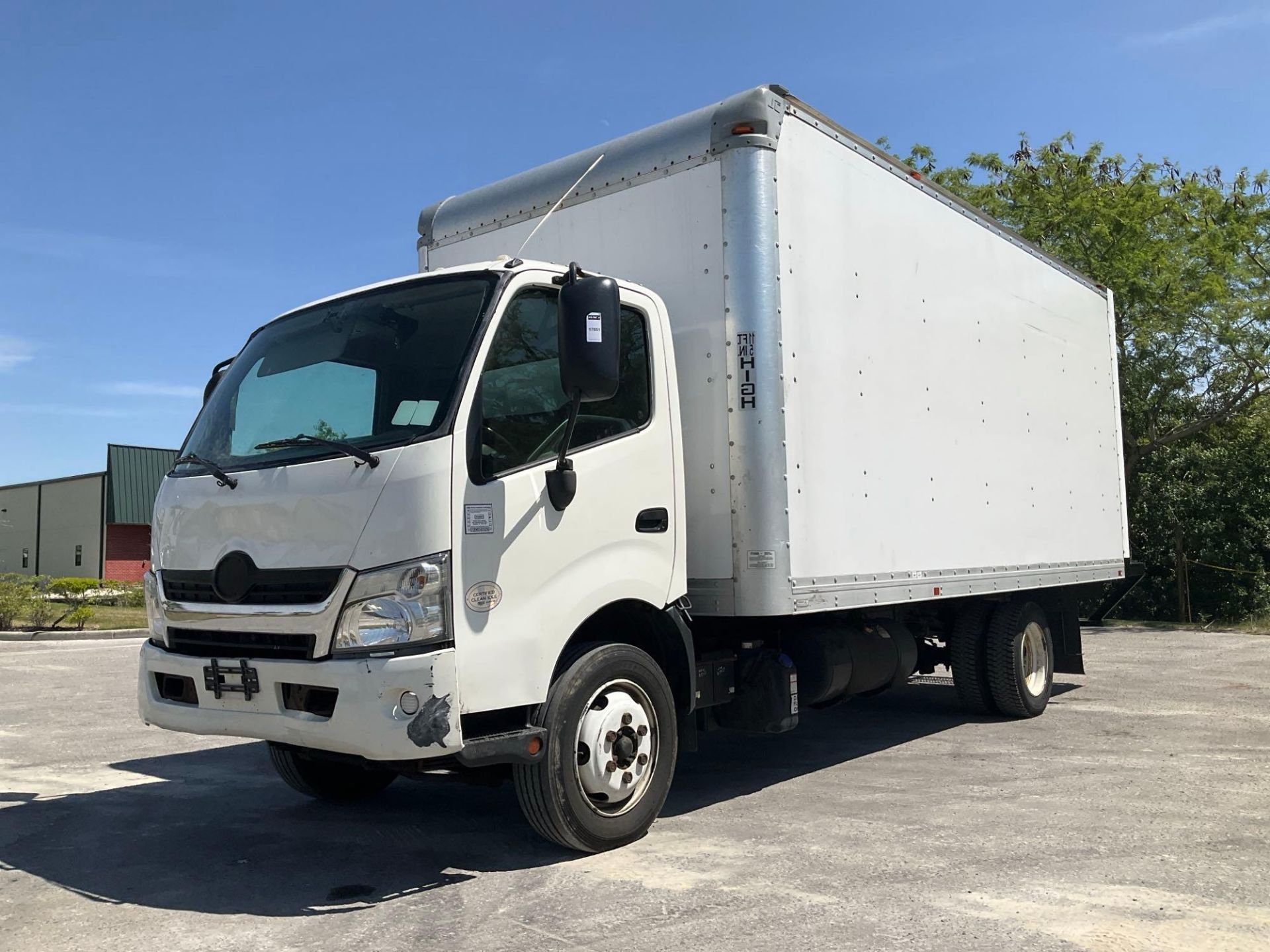 2017 HINO 740 BOX TRUCK,  DIESEL , APPROX GVWR 17,950 LBS, BOX BODY APPROX 18FT,  ETRACKS, BACK U...