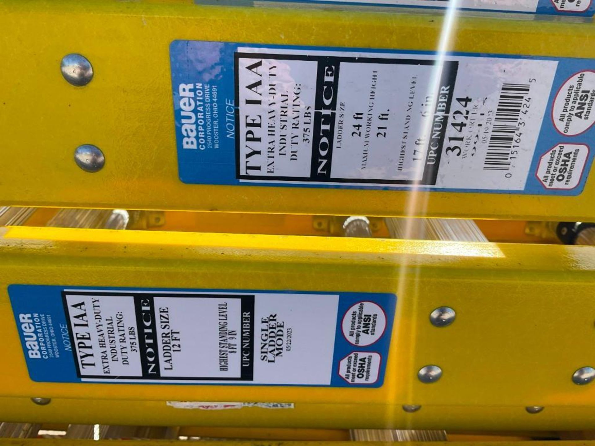 ( 2 ) BAUER EXTRA HEAVY DUTY LADDERS TYPE IAA , APPROX LADDERS SIZE 24FT ( PLEASE NOTE STOCK PHOTOS - Image 4 of 4