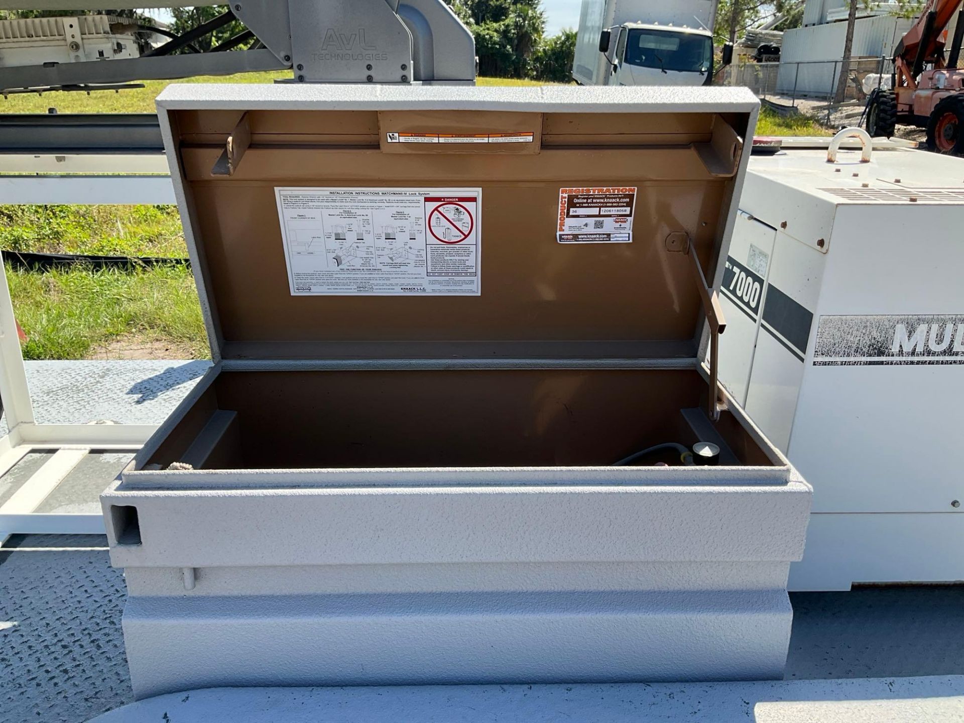 MOBILE SATELLITE TRL WITH MULTIQUIP 7000 DIESEL GENERATOR, ROOF TOP A/C ...