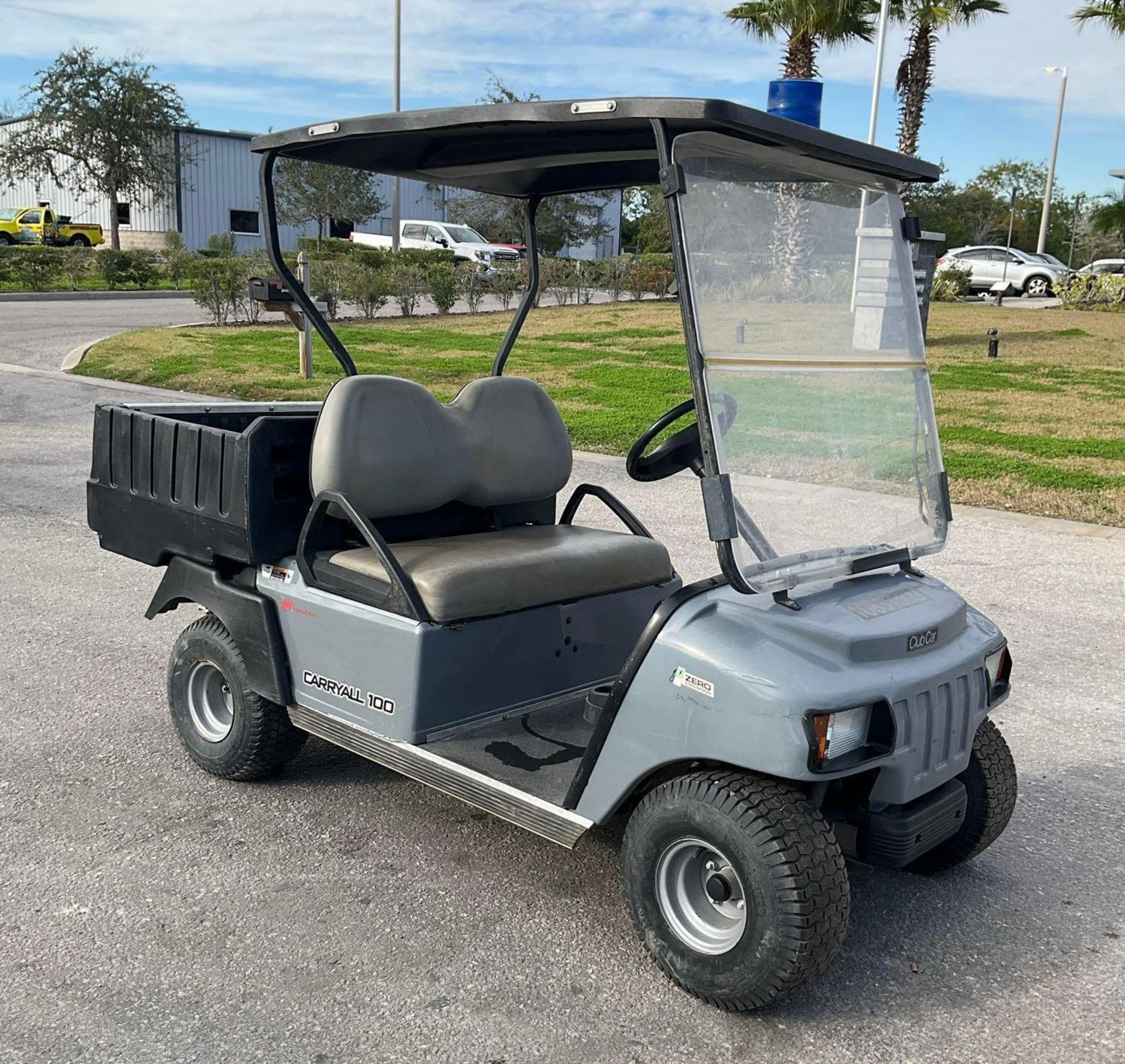 2019 CLUB CAR CARRYALL 100 GOLF CART MODEL FC, ELECTRIC, MANUAL DUMP BED,BILL OF SALE ONLY,