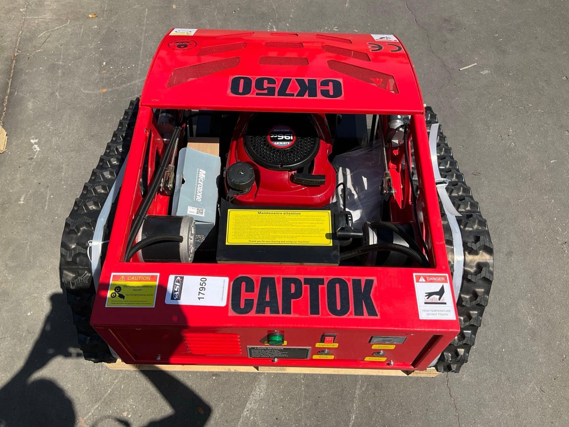 UNUSED 2024 CAPTOK LAWN MOWER MODEL CK750, GAS POWERED, RUBBER TRACKS, APPROX CUTTING WIDTH 550MM... - Image 9 of 13