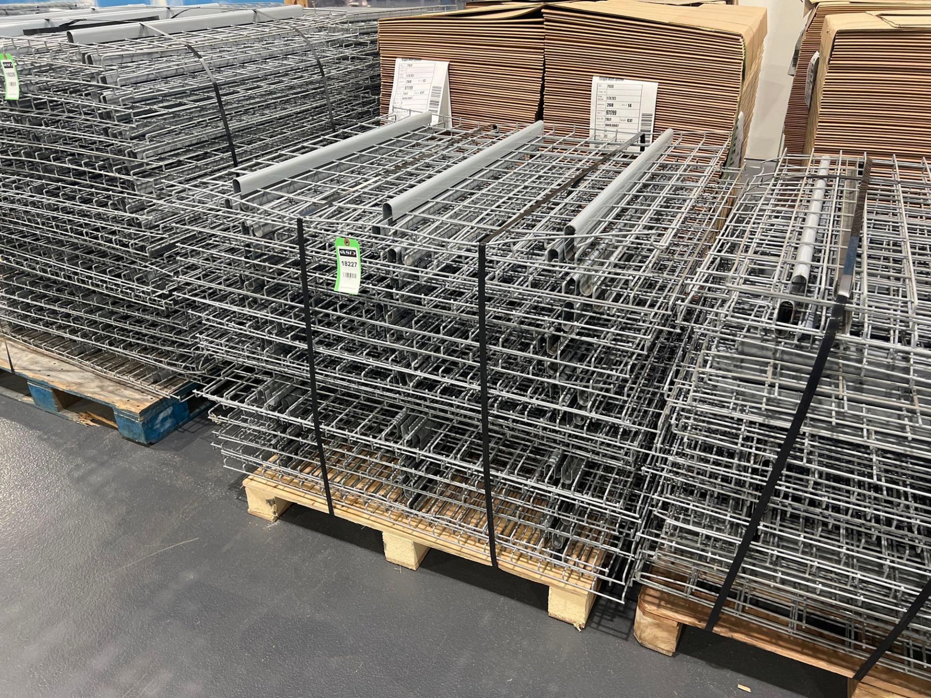 PALLET OF APPROX. 34 WIRE GRATES FOR PALLET RACKING, APPROX. DIMENSIONS 43" X 45" - Image 6 of 7