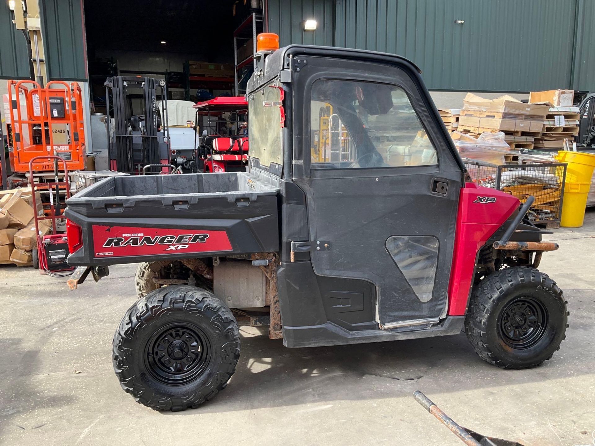 2017 POLARIS RANGER XP UTV, GAS POWERED, ENCLOSED CAB - Image 6 of 13