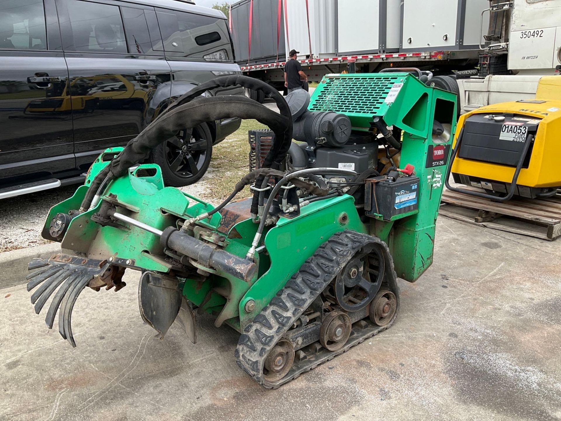 TORO STX-26 STUMP GRINDER MODEL 23208G, KAWASAKI MOTOR , RUBBER TRACKS, - Image 3 of 10