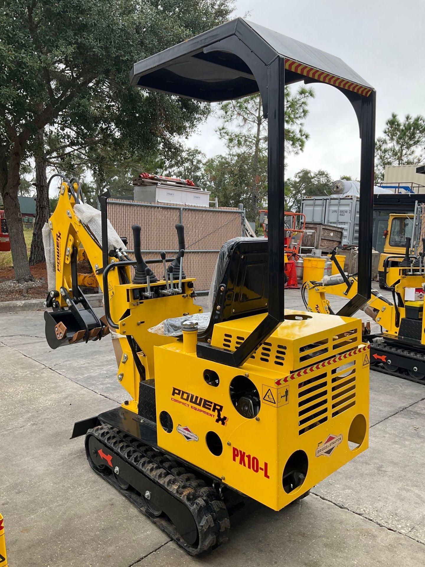 UNUSED 2023 POWER X HYDRAULIC CRAWLER EXCAVATOR MODEL PX10-L , GAS POWERED, RUBBER TRACKS, BUCKET... - Image 5 of 12