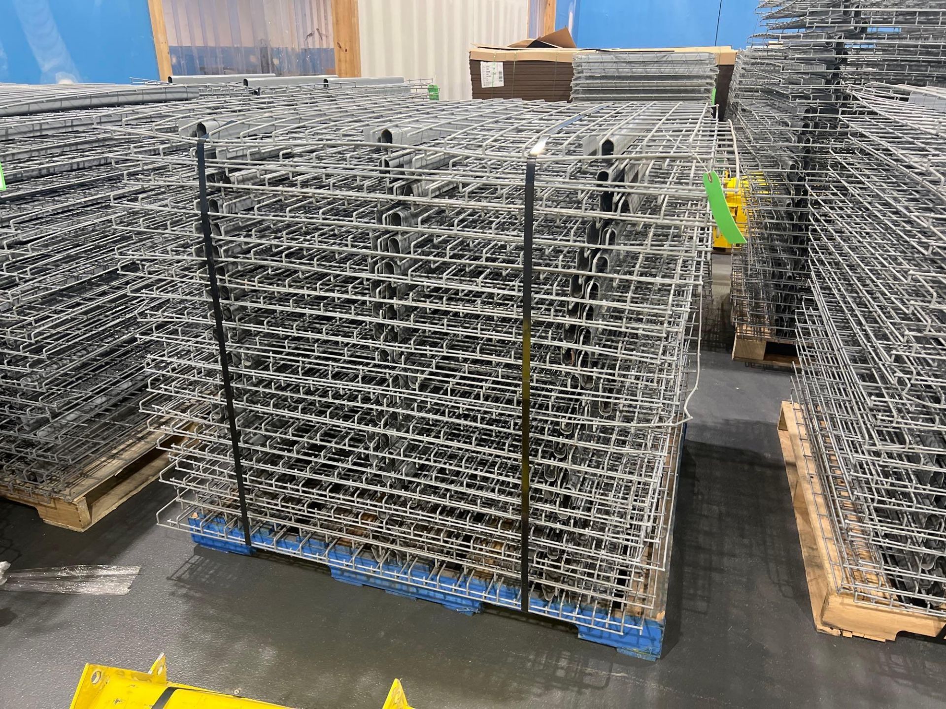 PALLET OF APPROX. 39 WIRE GRATES FOR PALLET RACKING, APPROX. DIMENSIONS 43" X 45" - Image 2 of 5