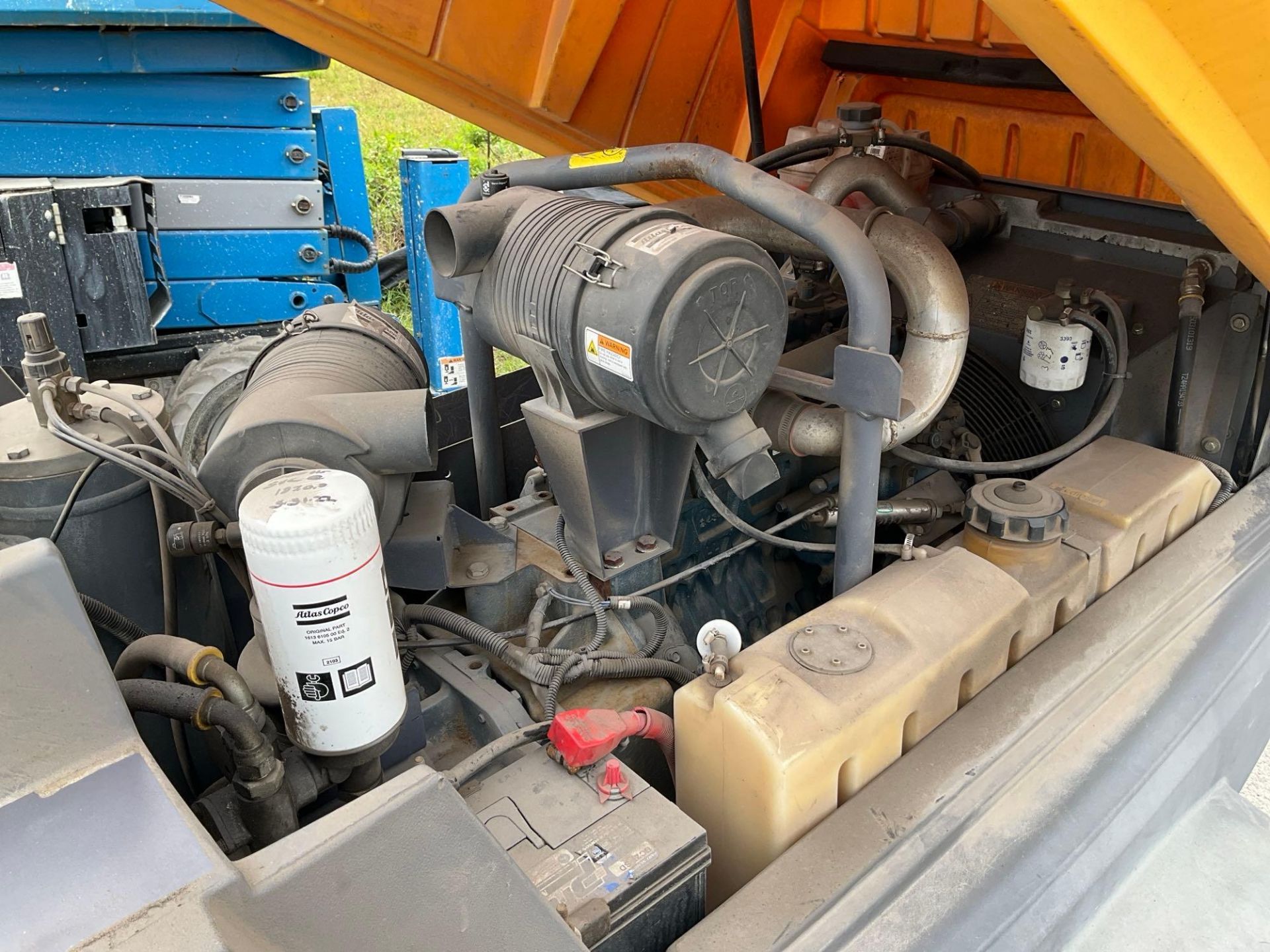 2015 ATLAS COPCO PORTABLE AIR COMPRESSOR MODEL XAS 185 KD114, DIESEL, KUBOTA ENGINE, TOW BEHIND, ... - Image 14 of 19