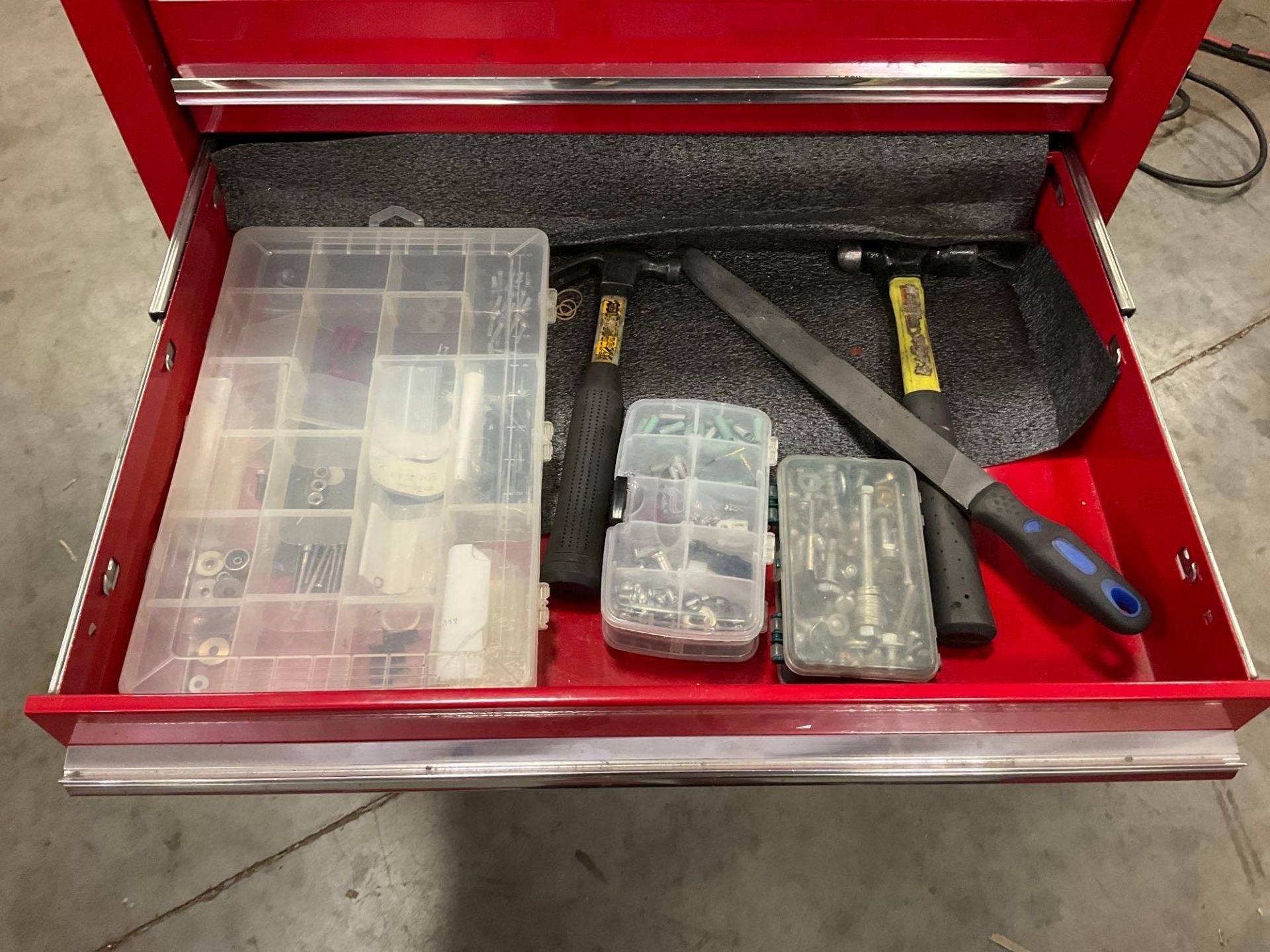 PROTO PROFESSIONAL INDUSTRIAL PARTS CABINET / TOOL BOX ON WHEELS WITH CONTENTS , APPROX 30€ W x ... - Image 13 of 16