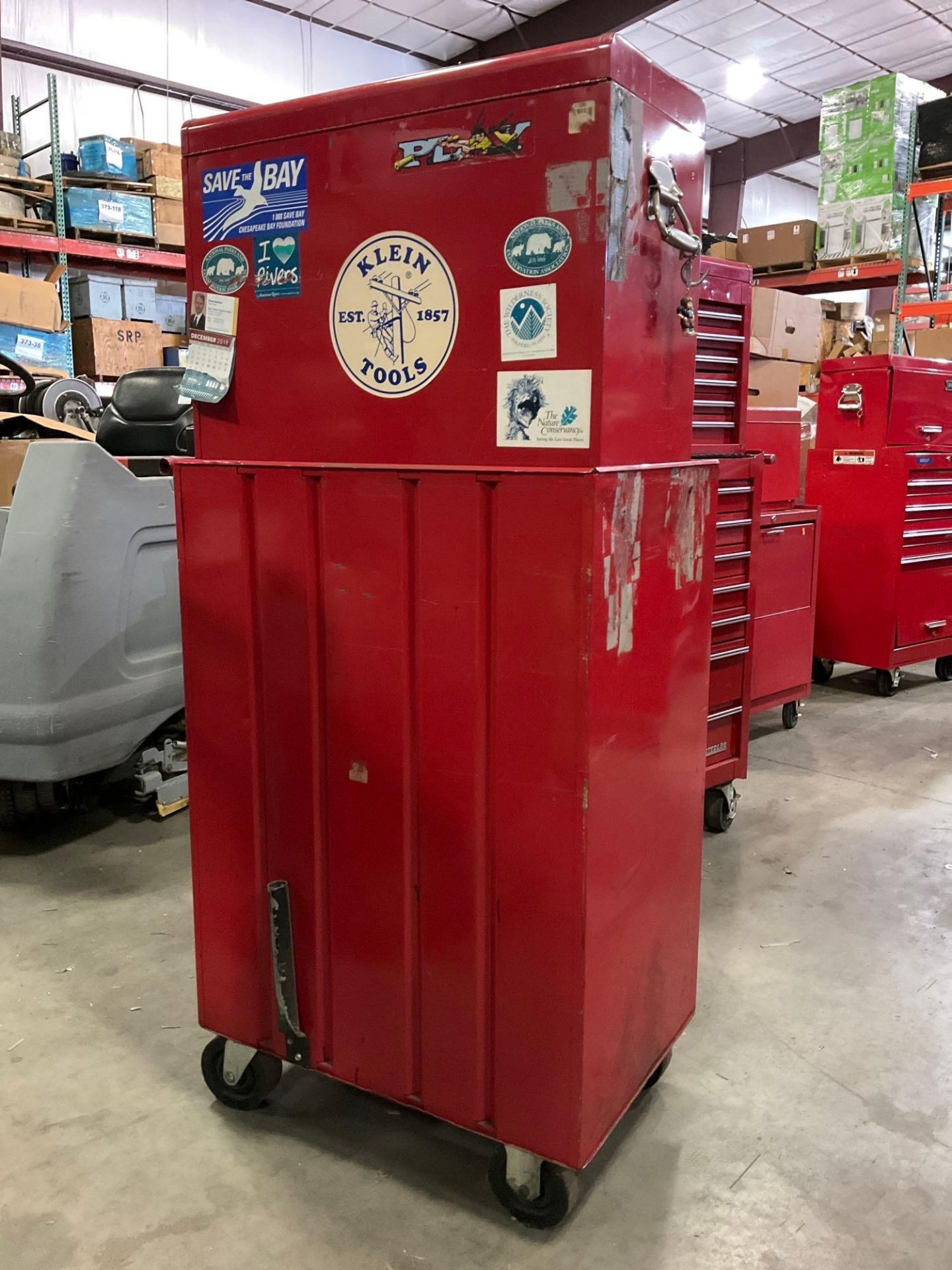 WATERLOO INDUSTRIAL PARTS CABINET / TOOL BOX ON WHEELS WITH CONTENTS , APPROX 30€ W x 18€ L x 6... - Image 4 of 13