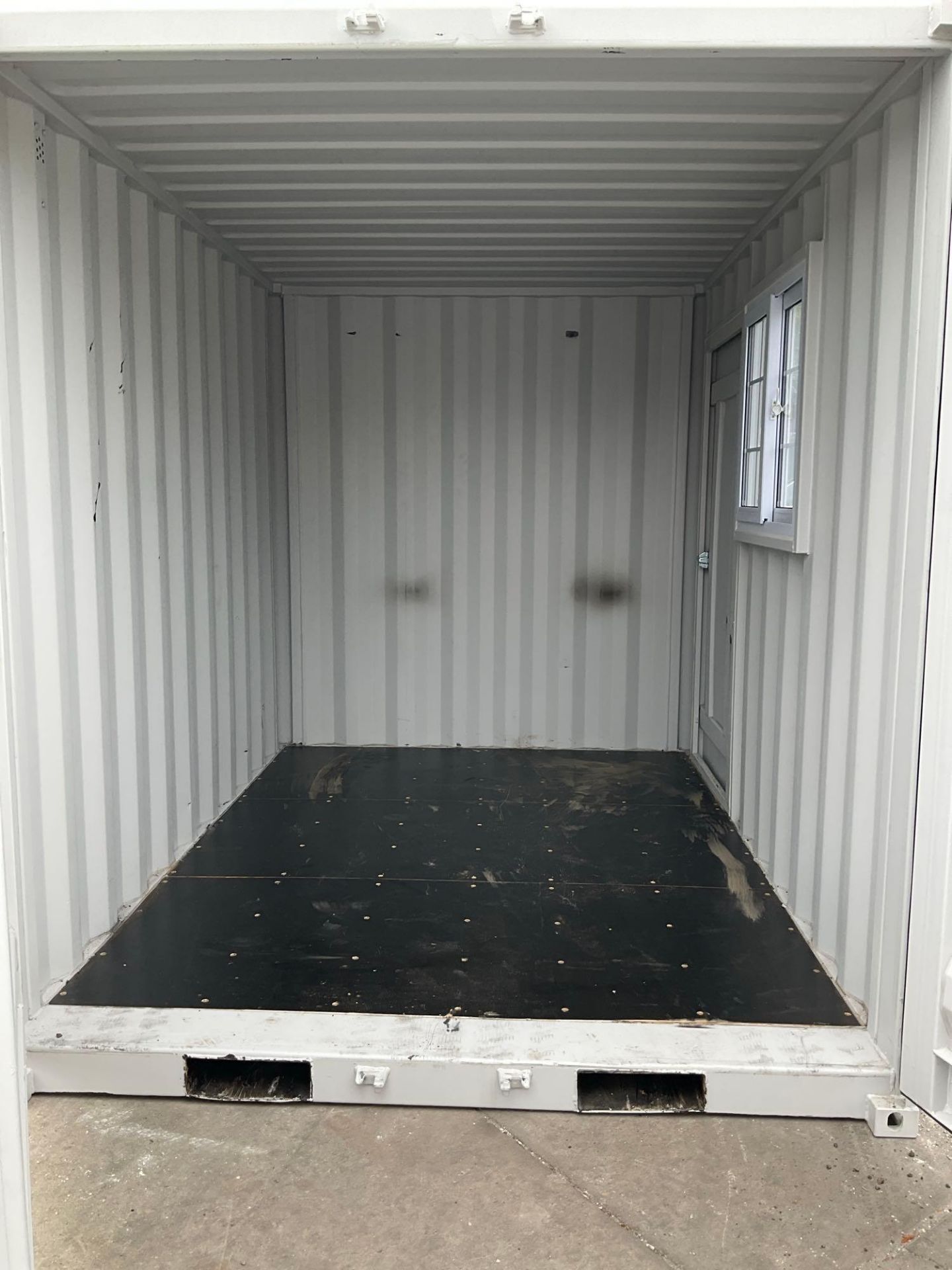 10' OFFICE / STORAGE CONTAINER, FORK POCKETS WITH SIDE DOOR ENTRANCE & SIDE WINDOW, APPROX 88€ W x - Image 8 of 9