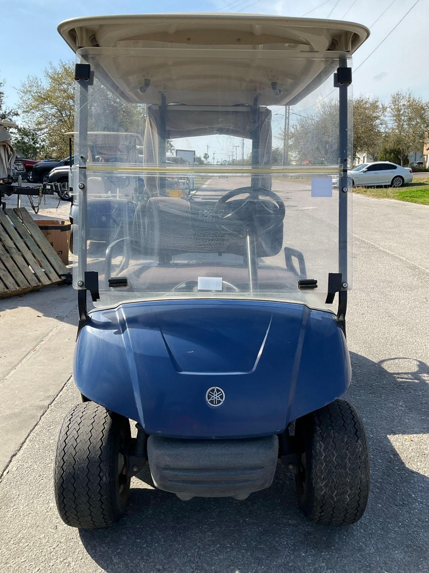 2015 YAMAHA GOLF CART MODEL YDREX5, ELECTRIC, 48VOLTS, BILL OF SALE ONLY , BATTERY CHARGER INCLUD... - Image 9 of 12