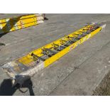 ( 1 ) BAUER EXTRA HEAVY DUTY LADDERS TYPE IAA , APPROX LADDERS SIZE 24FT ( PLEASE NOTE STOCK PHOTOS